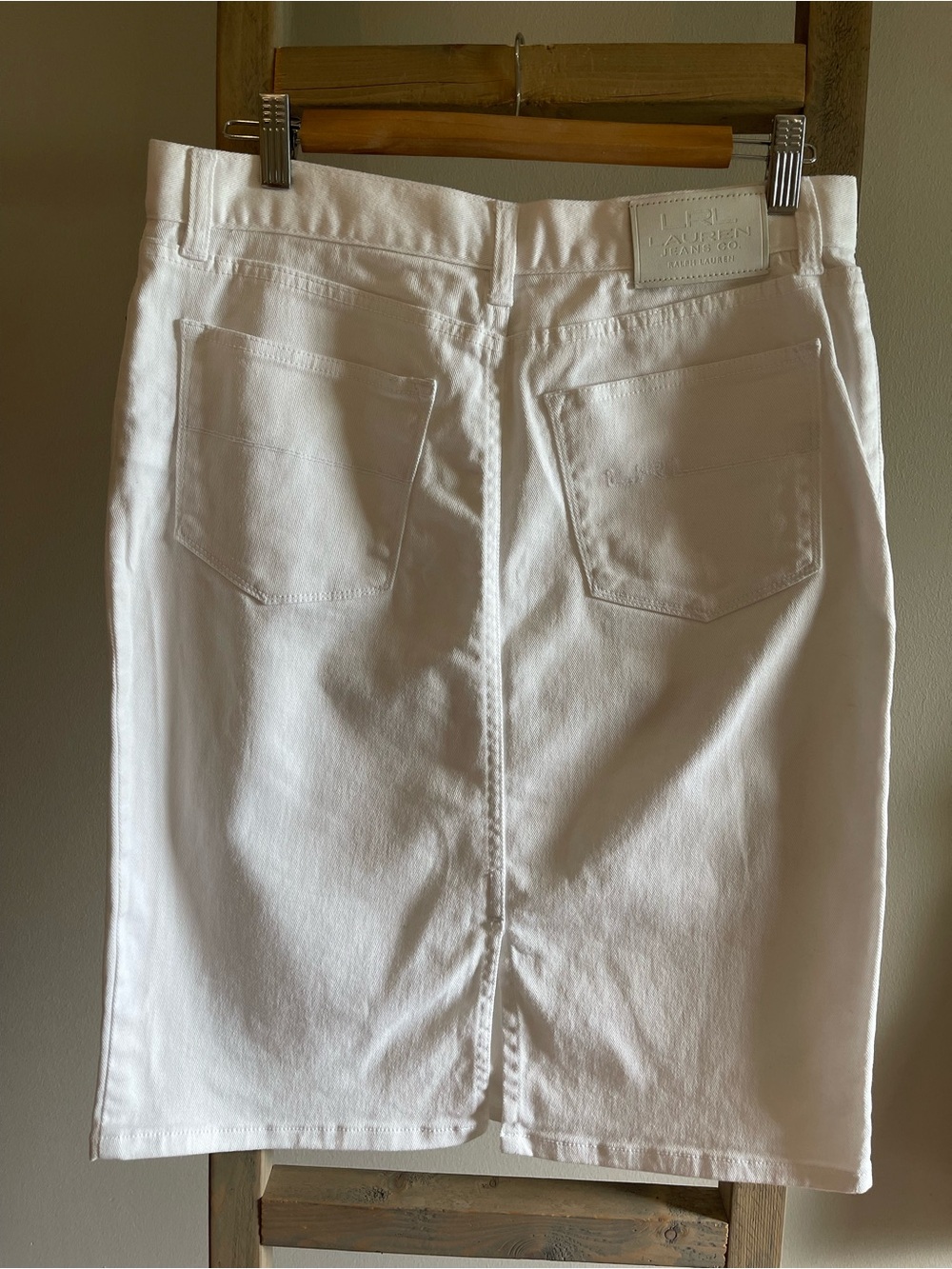 Ralph Lauren  White Denim Pencil Skirt size 6 - Picture 2 of 5